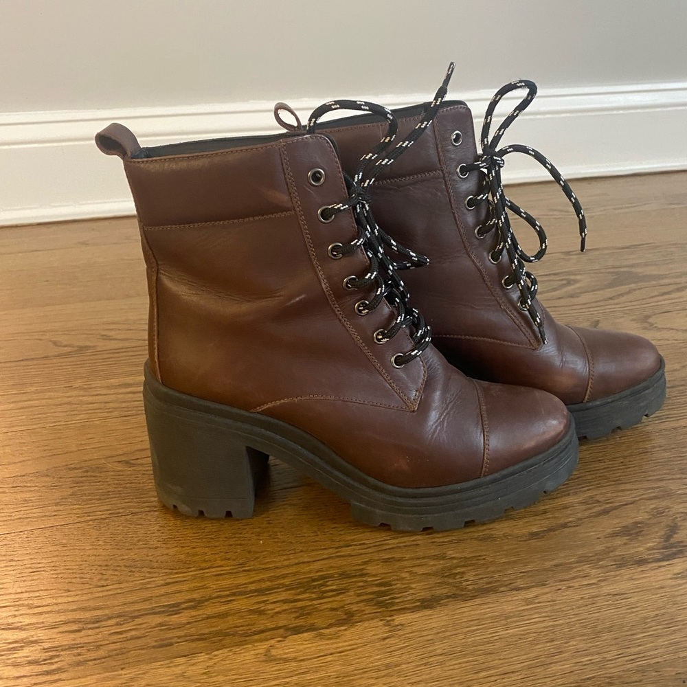 M. Gemi booties